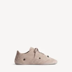 Zapatillas urbanas de mujer en color sésamo