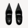 Zapatos de salón de mujer en negro