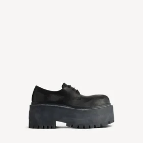 Zapatos Derby de plataforma «Strike» para mujer en negro
